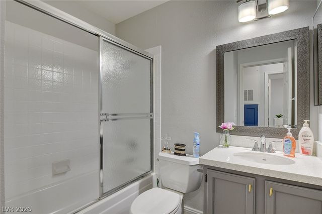 2128 Chertsey Drive D, Las Vegas, NV 89108