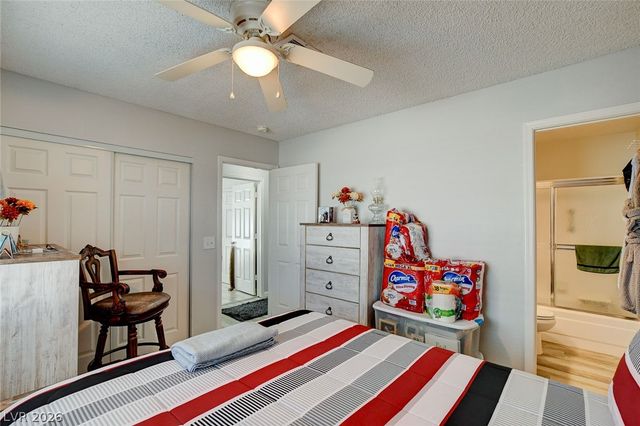 2128 Chertsey Drive D, Las Vegas, NV 89108