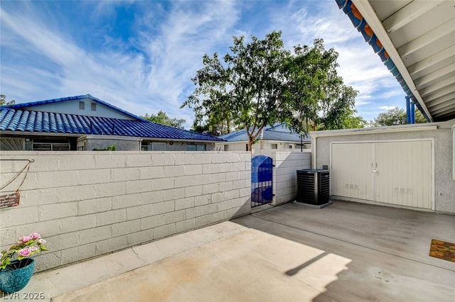 2128 Chertsey Drive D, Las Vegas, NV 89108