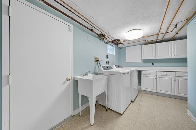 10 Preston Road, Lexington, MA 02420