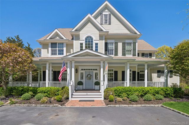 503 Cold Spring Road, Laurel Hollow, NY 11791