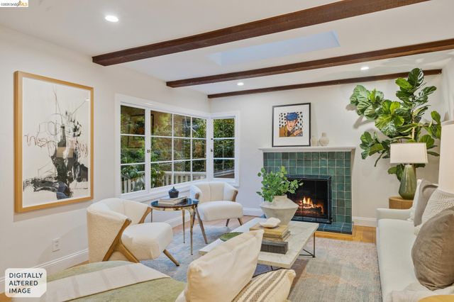 6465 Pinehaven Rd, Oakland, CA 94611