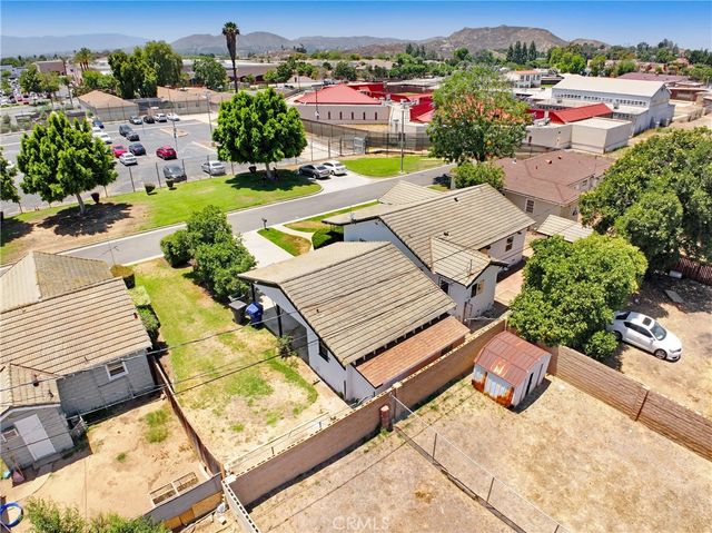 3879 Dykes, Riverside, CA 92503