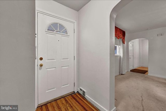 1826 FOX CHASE RD, Philadelphia, PA 19152