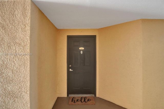 17100 N Bay Road 1501, Sunny Isles Beach, FL 33160