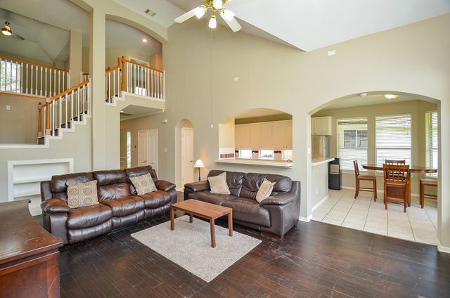 206 Wild Oak Run, Houston, TX 77094