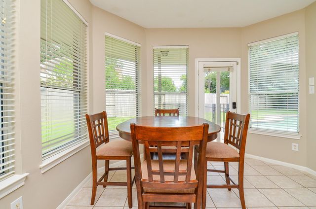 206 Wild Oak Run, Houston, TX 77094