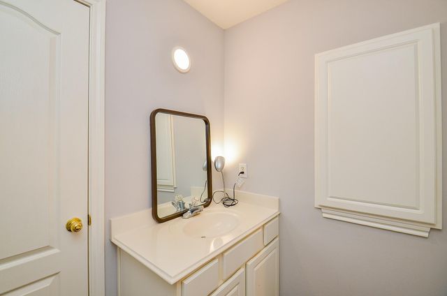 206 Wild Oak Run, Houston, TX 77094