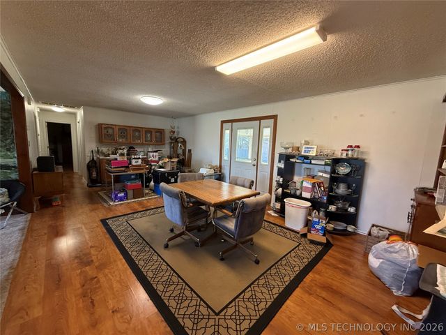 107 Cherokee Lane, Muskogee, OK 74403