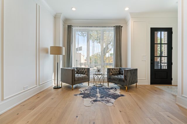 1916 N Hermitage Avenue, Chicago, IL 60622