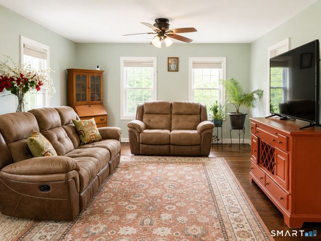 443 Amity Road, Bethany, CT 06524
