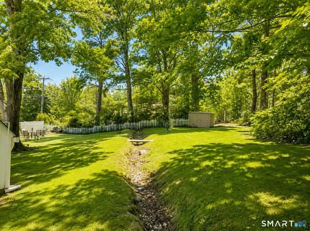 443 Amity Road, Bethany, CT 06524
