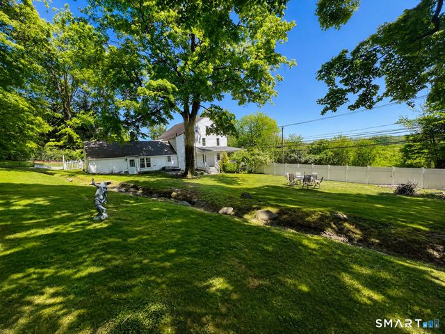 443 Amity Road, Bethany, CT 06524