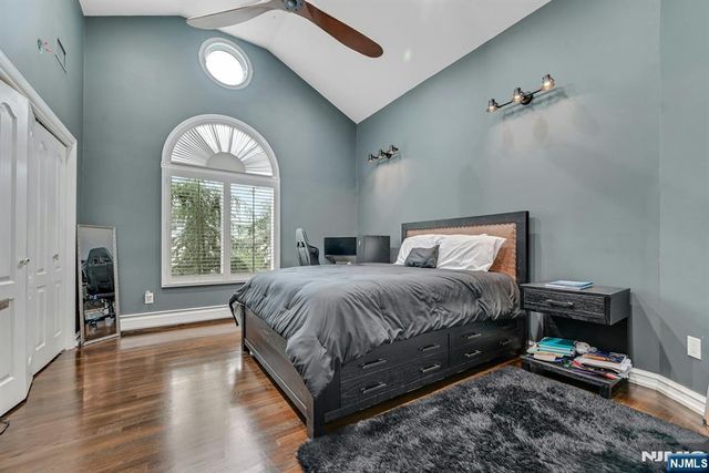 38 Geraldine Road, Englewood Cliffs, NJ 07632