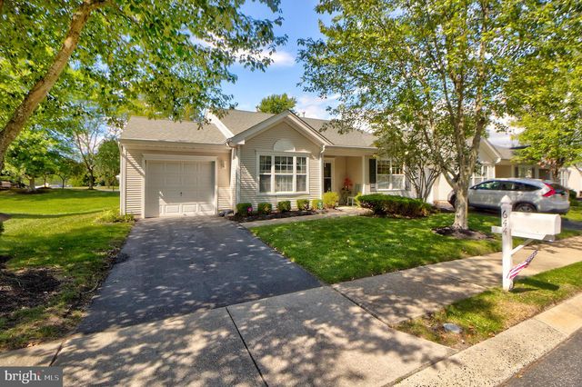 644 E CHANCERY LN, Galloway, NJ 08205