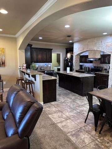 41 CANYON EAST Parkway, Canyon, TX 79015