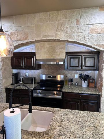 41 CANYON EAST Parkway, Canyon, TX 79015