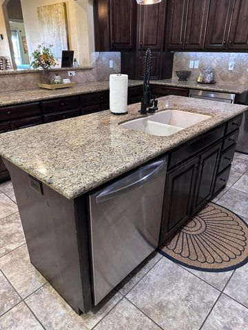 41 CANYON EAST Parkway, Canyon, TX 79015