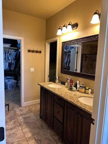 41 CANYON EAST Parkway, Canyon, TX 79015