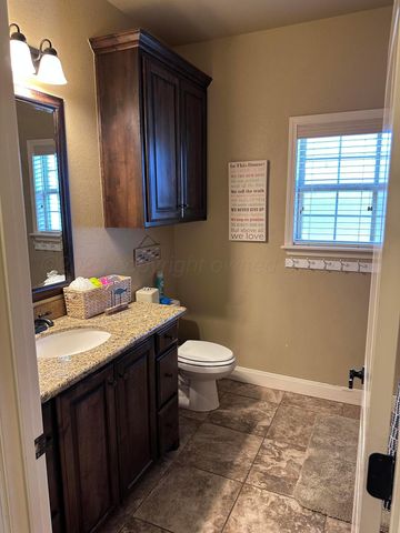 41 CANYON EAST Parkway, Canyon, TX 79015