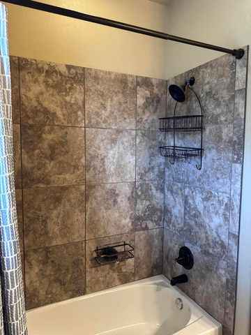 41 CANYON EAST Parkway, Canyon, TX 79015