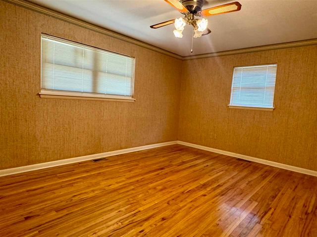 4523 SW Cherokee Ave, Lawton, OK 73505