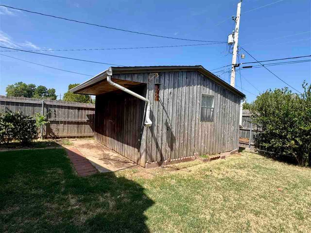 4523 SW Cherokee Ave, Lawton, OK 73505