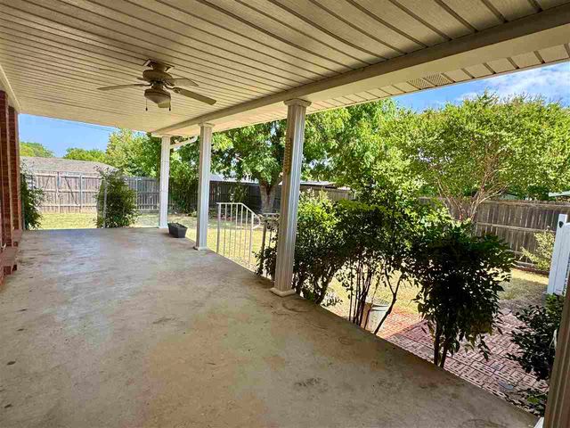 4523 SW Cherokee Ave, Lawton, OK 73505