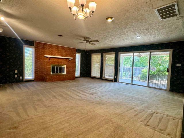 4523 SW Cherokee Ave, Lawton, OK 73505