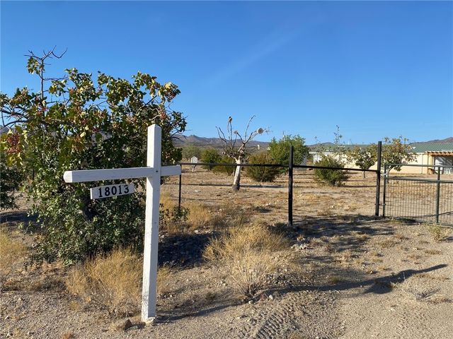 18013 Cholla Chuck Drive, Wikieup, AZ 85360