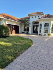 5031 Rustic Oaks CIR, Naples, FL 34105