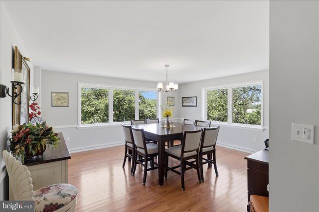 5989 GROVE HILL RD, Frederick, MD 21703