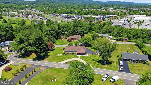 5989 GROVE HILL RD, Frederick, MD 21703