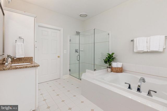 18533 PERDIDO BAY TER, Leesburg, VA 20176