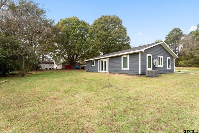 23190 Lakewood Drive, Frankston, TX 75763