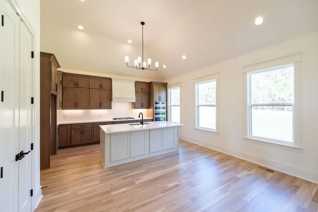 169 Karen Drive, Mount Juliet, TN 37122