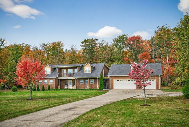 900 Brotherton Dr, Cookeville, TN 38506