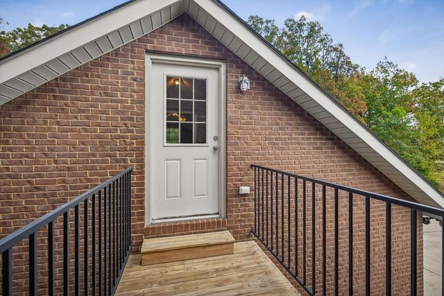 900 Brotherton Dr, Cookeville, TN 38506