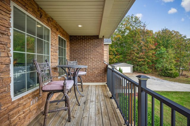 900 Brotherton Dr, Cookeville, TN 38506