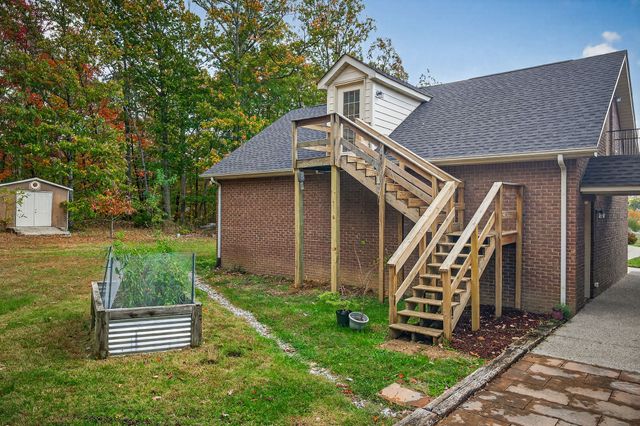 900 Brotherton Dr, Cookeville, TN 38506