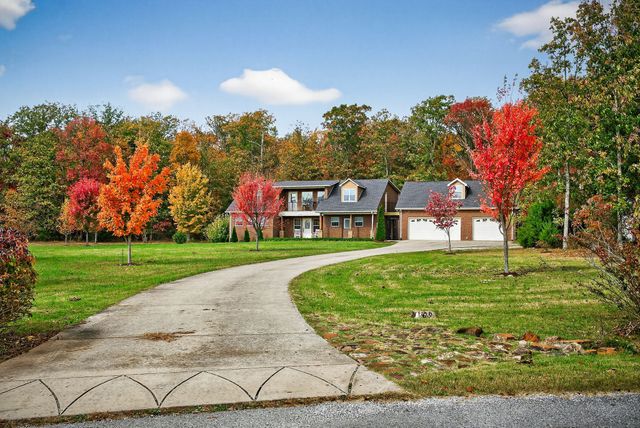 900 Brotherton Dr, Cookeville, TN 38506