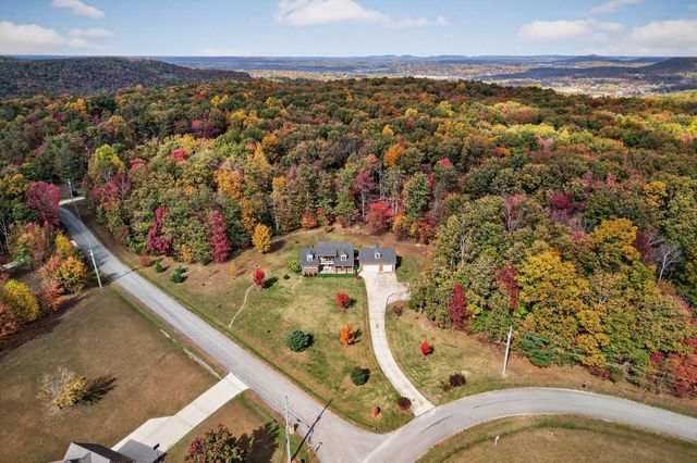 900 Brotherton Dr, Cookeville, TN 38506