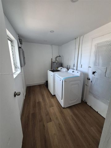 1711 NW 27th Ter, Fort Lauderdale, FL 33311