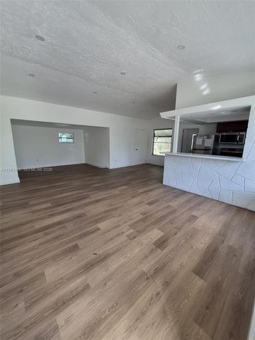 1711 NW 27th Ter, Fort Lauderdale, FL 33311