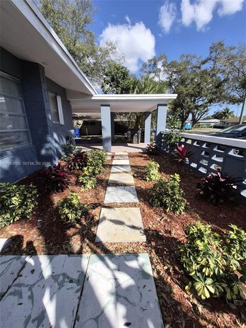 1711 NW 27th Ter, Fort Lauderdale, FL 33311