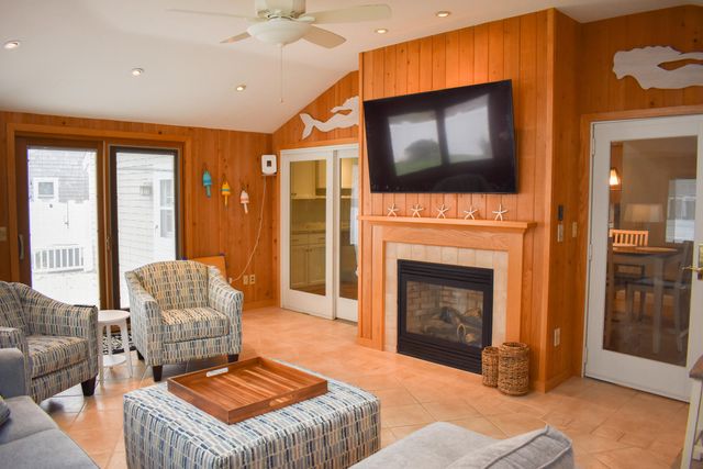 76 Tanglewood Drive, West Yarmouth, MA 02673