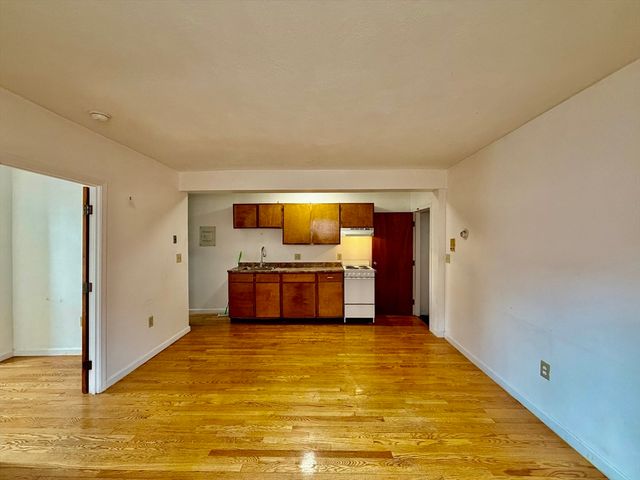 21 Billings Rd 1, Quincy, MA 02171