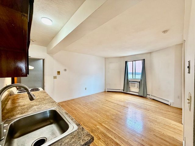 21 Billings Rd 1, Quincy, MA 02171