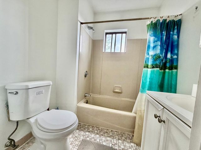 21 Billings Rd 1, Quincy, MA 02171