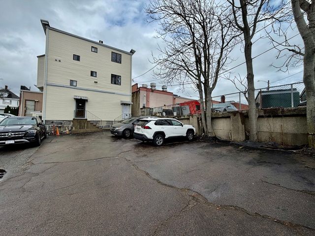 21 Billings Rd 1, Quincy, MA 02171